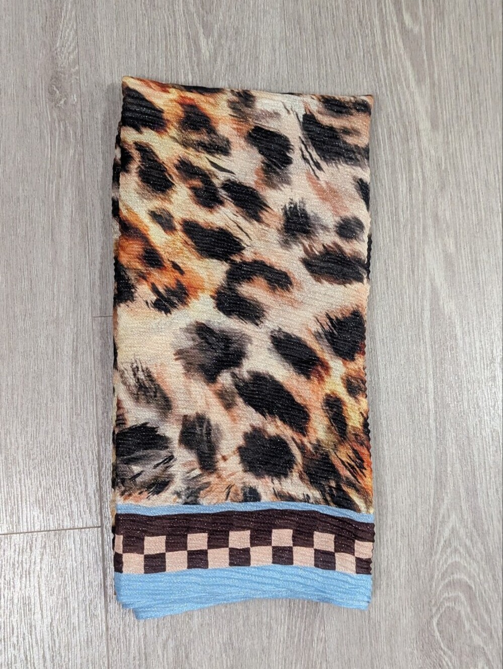 Oliver Bonas Large Leapard Print Rectangle Sparkle Scarf with Blue Trim NWOT!